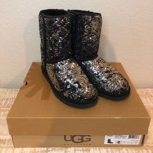 UGG Australia Women’s Black/Silver Sparkle Boots